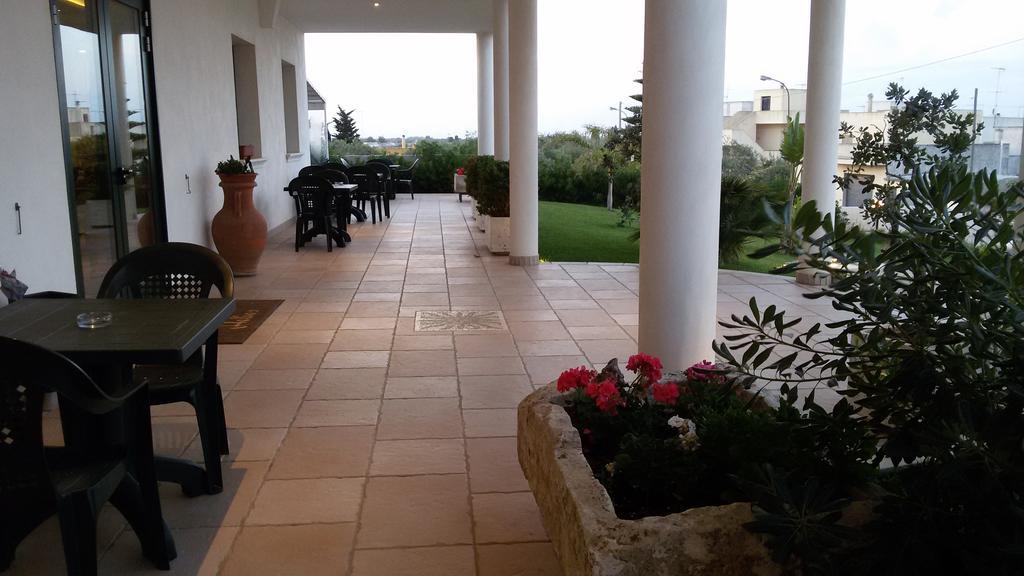 B&B Hotel Helios Uggiano La Chiesa Exterior foto